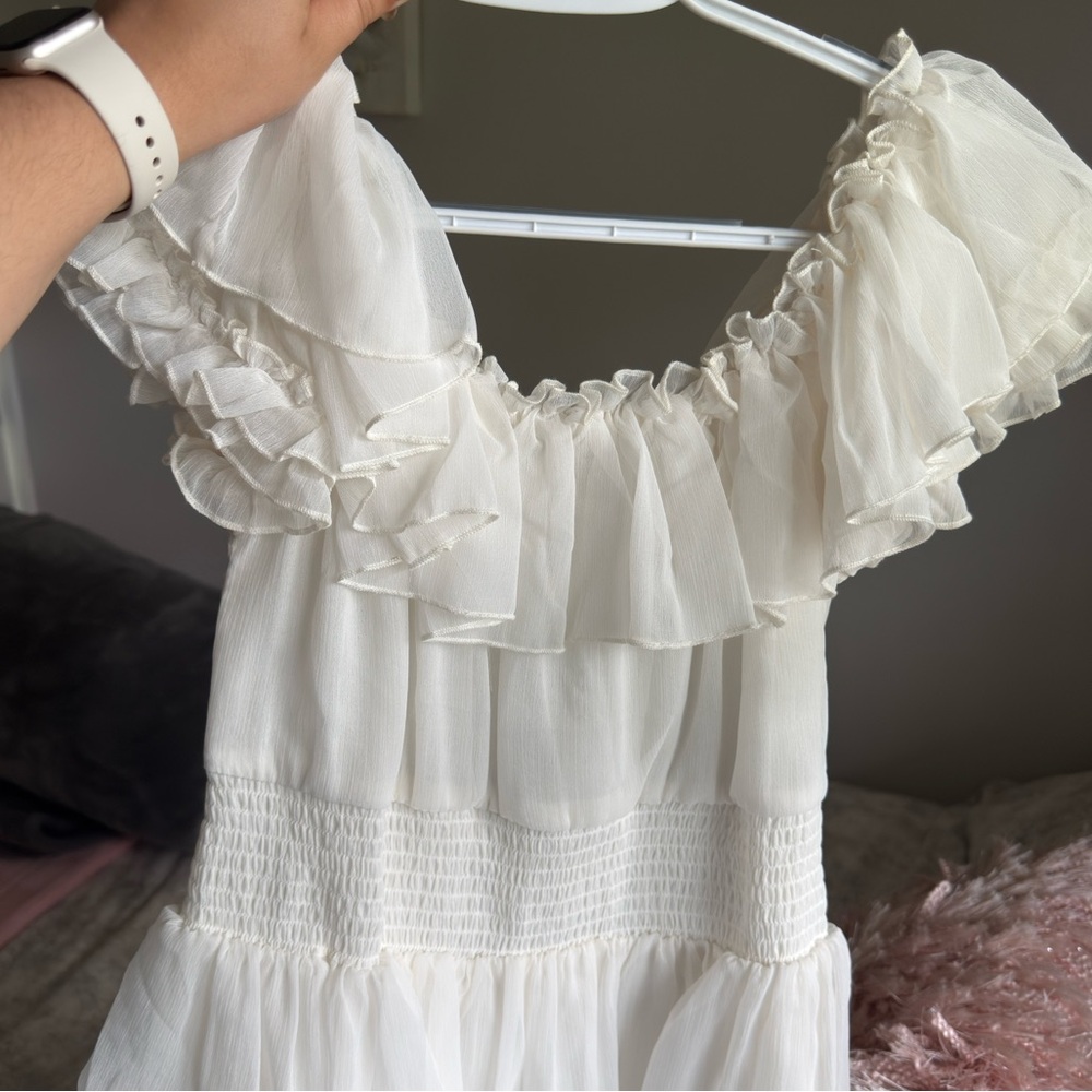 Beautifull White dress from Asos - Picture 4 of 4